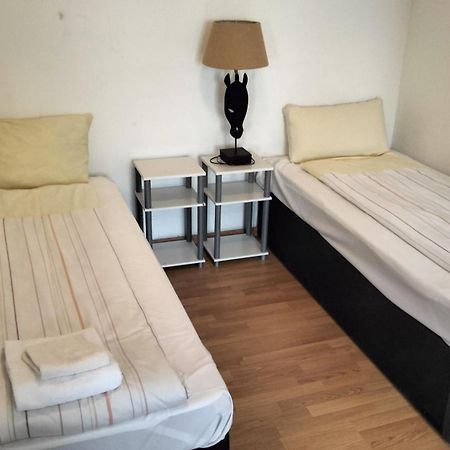 Praktische City Apartments Direkt Am Hauptbahnhof Neumunster Bagian luar foto